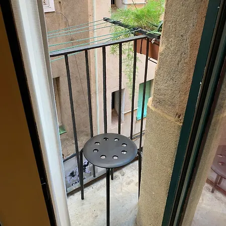 Erandi Ramblas Hostel