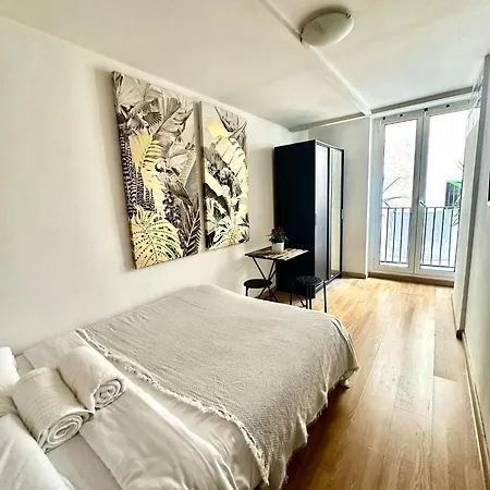 Hostel Erandi Ramblas *